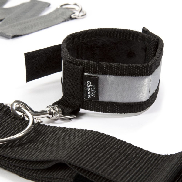 FSOG-The Weekend-Keep Still Over-The-Bed Cross Restraint Silver-Product Image-03_result