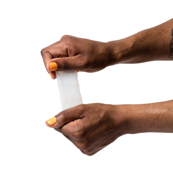 ROMP-Mosh-stretched-Hand shot-TIF_No background