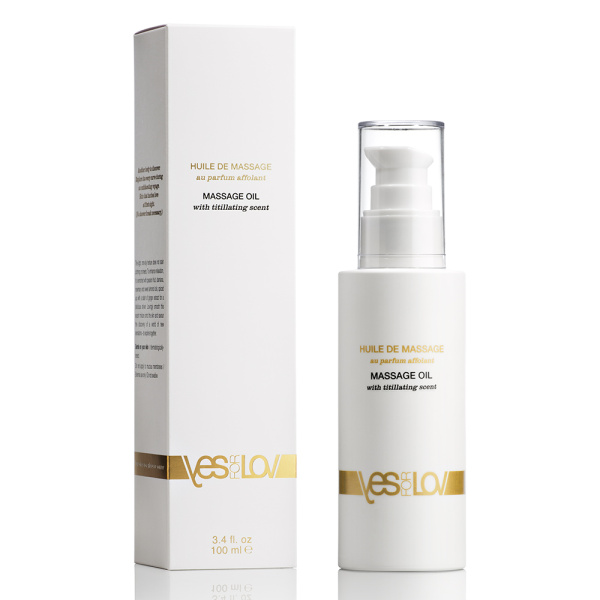 YFL01B25 Titillating_massage_oil_huile_massage_affolante_yesforlov_tb fondnoir