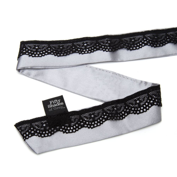 FSOG_Play Nice_SATIN COLLAR AND NIPPLE CLAMPS_Productimage_020_result